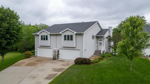 609 Main St E, Wabasha, MN, 55981-1400 | Card Image