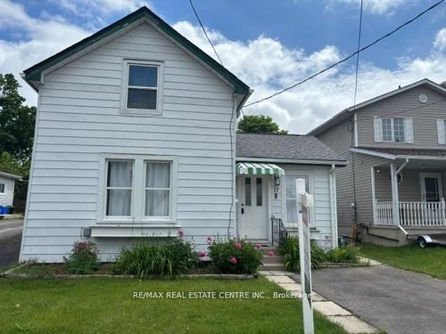 17 Dover St, Woodstock, ON, N4S3L7 | Card Image