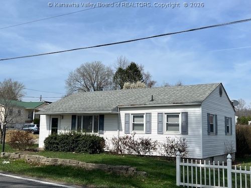 1133 E Pea Ridge Rd, Huntington, WV, 25705-7875 | Card Image
