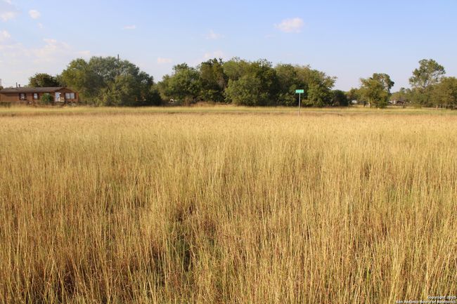 7704 S Loop 1604 E, Home with 0 bedrooms, 0 bathrooms and null parking in Elmendorf TX | Image 8