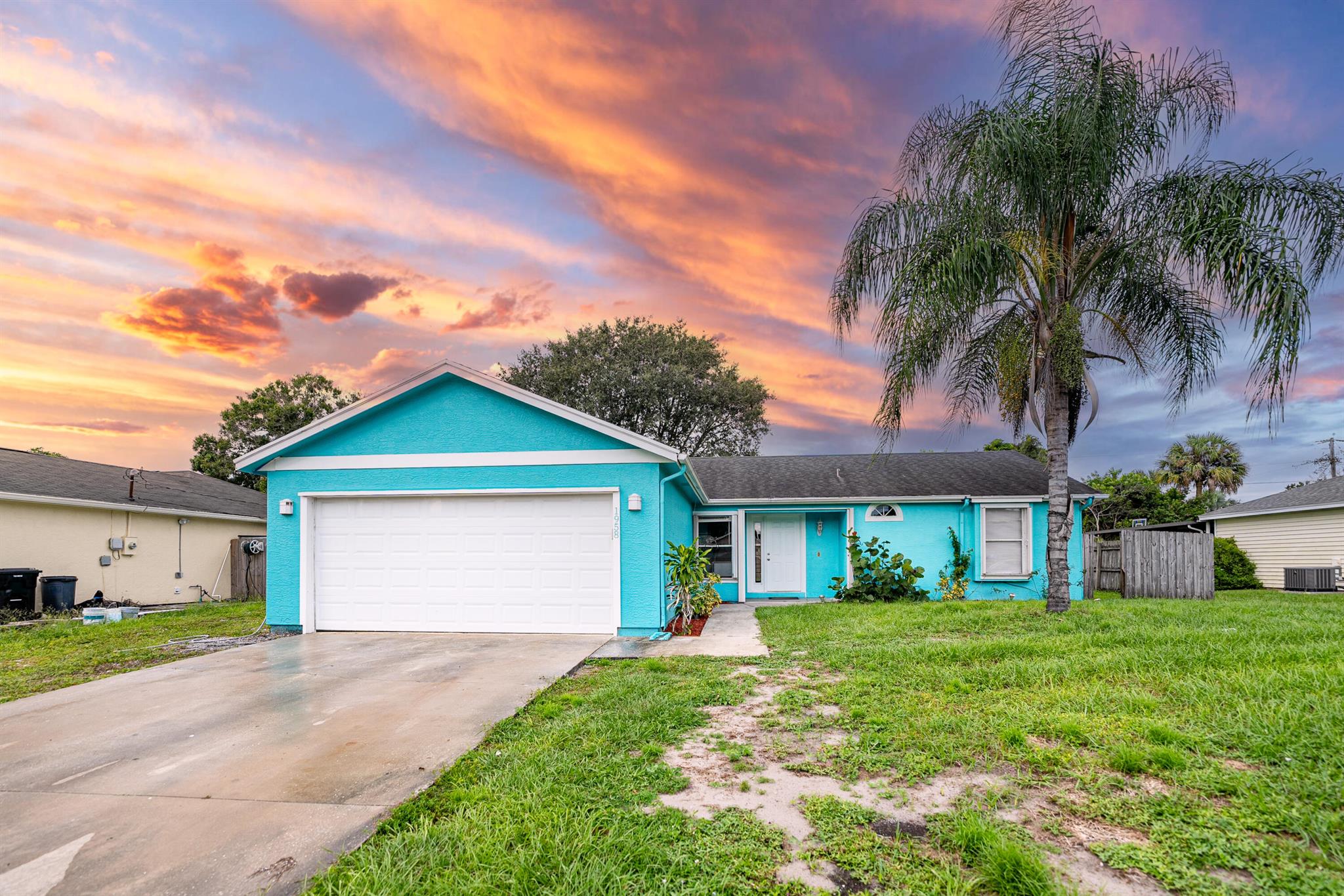 Susset Ln, Port Street Lucie, FL 34953