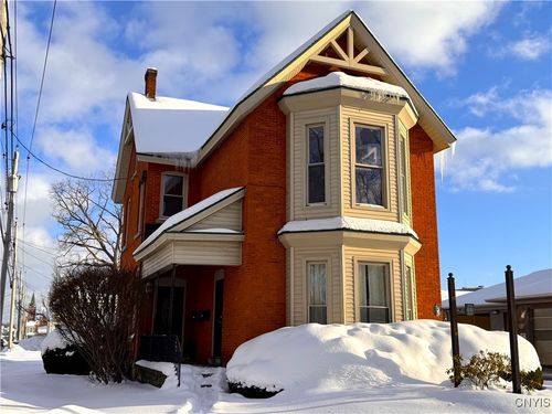 208 N Madison St, Rome, NY, 13440-4910 | Card Image