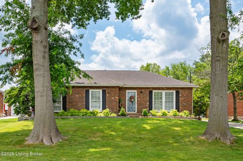9214 Axminster Dr, Jeffersontown, KY, 40299-1740 | Card Image