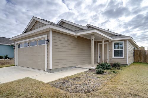 2617 Kingsman Dr, Fort Worth, TX, 76179-1752 | Card Image