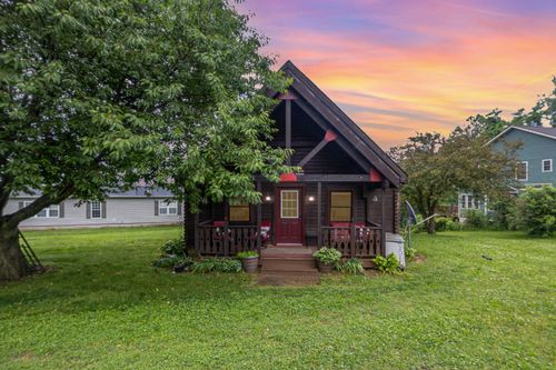 11118 Cedar St, Brookville, IN, 47012-5105 | Card Image