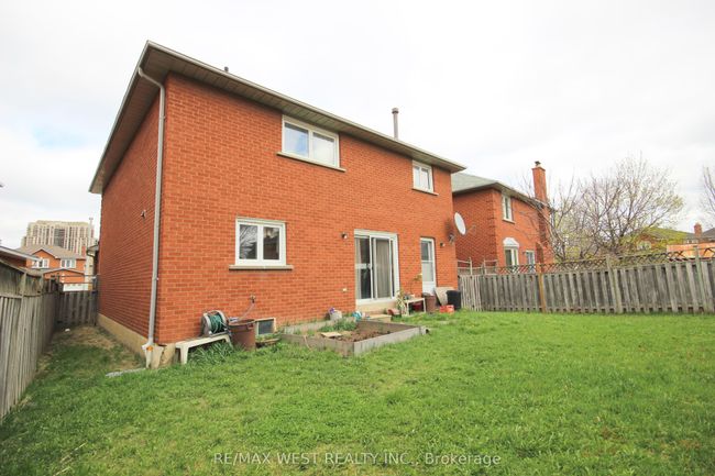 73 Hullrick Dr, House other with 4 bedrooms, 3 bathrooms and 4 parking in Etobicoke ON | Image 49
