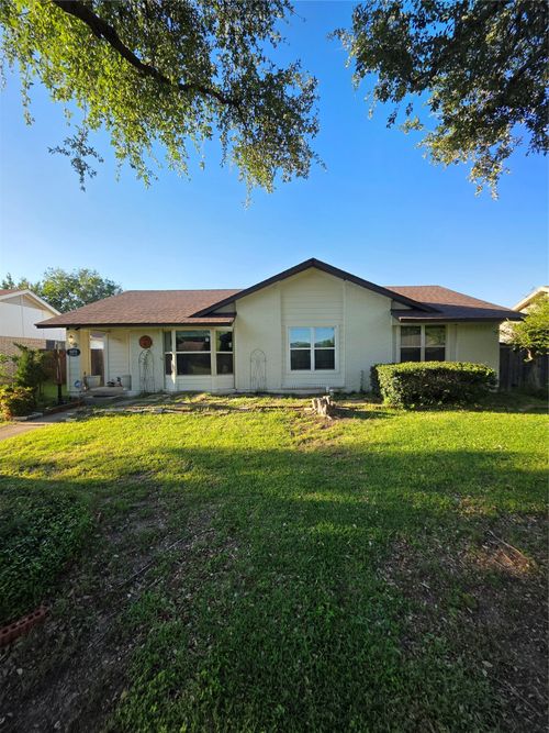 1273 Valencia Ln, Lewisville, TX, 75067-5635 | Card Image