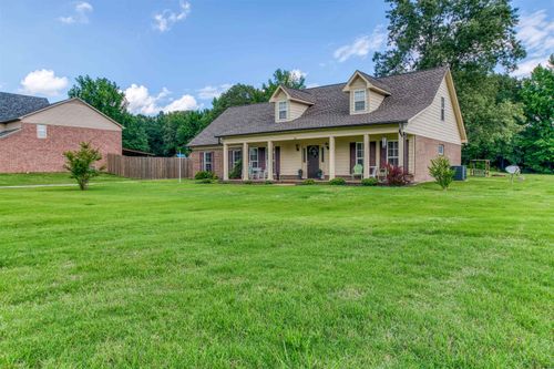 360 Catalpa Dr, Eads, TN, 38028-3106 | Card Image