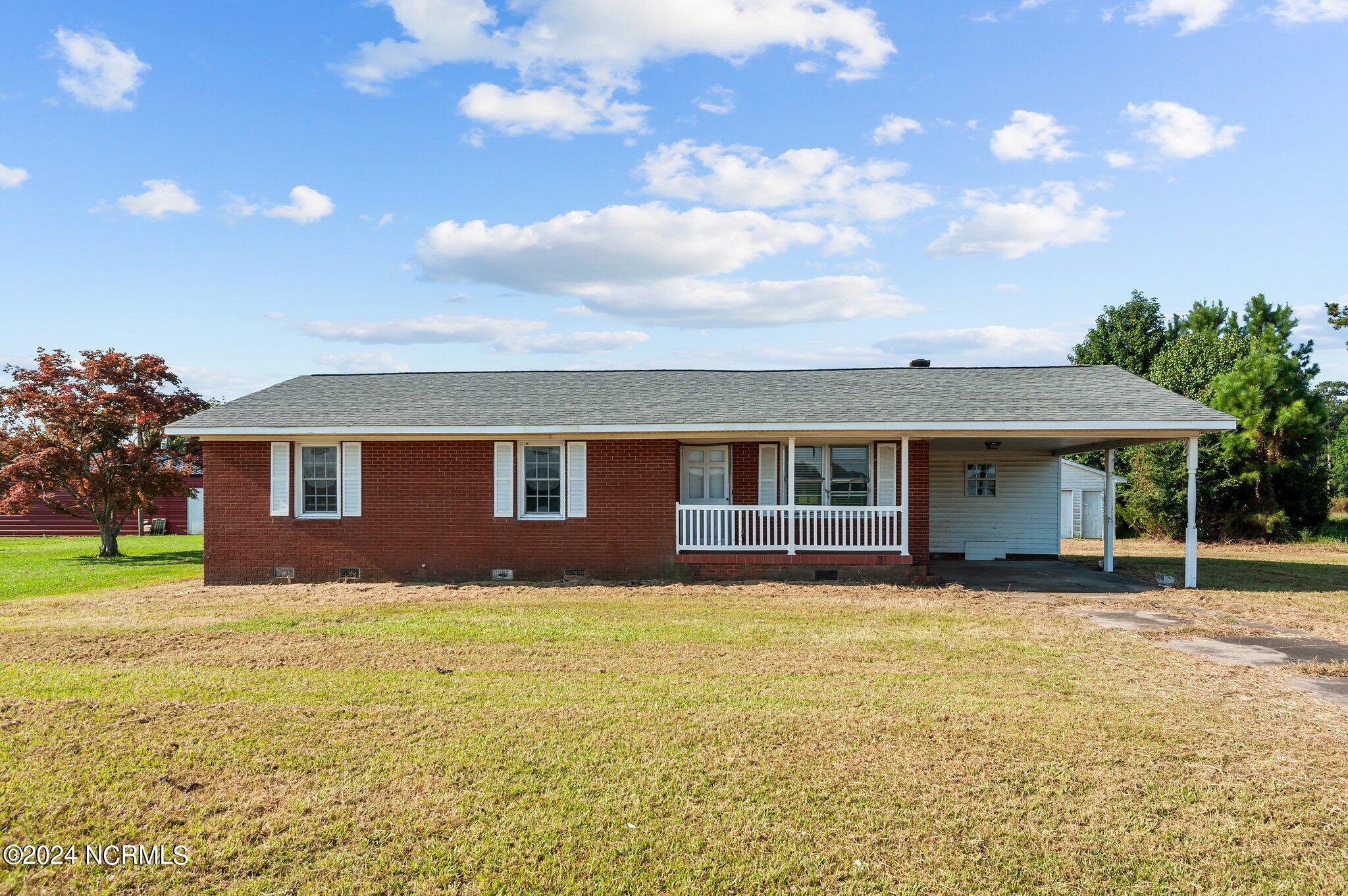Saw Mill Rd, Grifton, NC 28530