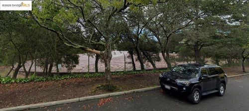 0 Bullard Dr, Oakland, CA, 94611 | Card Image