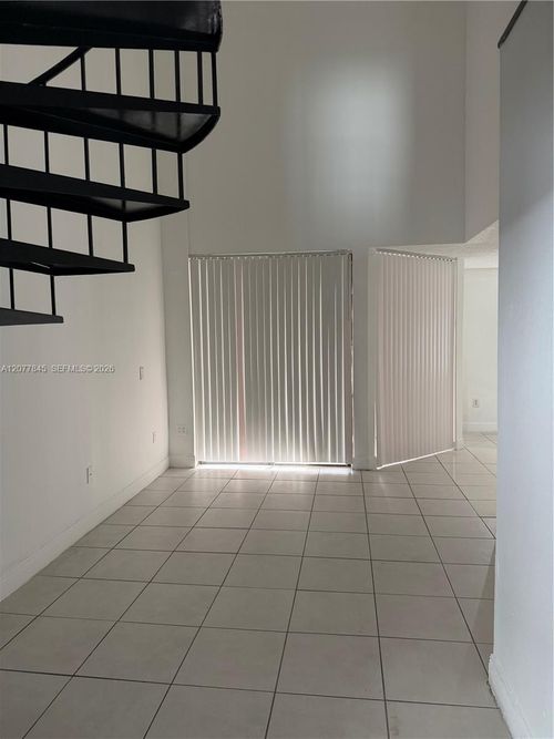 b412-8335 Sw 152nd Avenue, Miami, FL, 33193 | Card Image