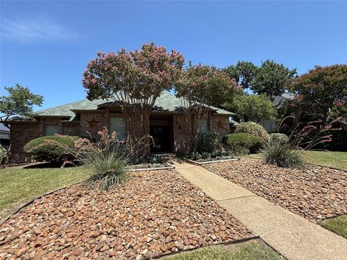 3417 Cross Bend Rd, Plano, TX, 75023-5822 | Card Image
