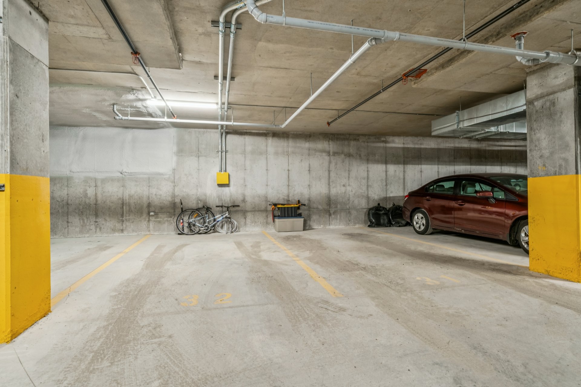 Residential Lease in Sainte-Agathe-des-Monts 2