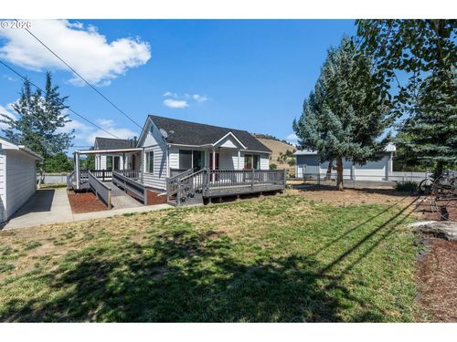 2185 Se Paulina Hwy, Prineville, OR, 97754-9777 | Card Image
