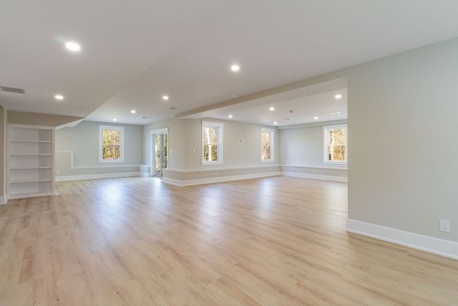 116 Winthrop St, House other with 4 bedrooms, 4 bathrooms and 6 parking in Medway MA | Image 42