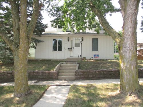 611 W Cherry Street, Cherokee, IA, 51012 | Card Image