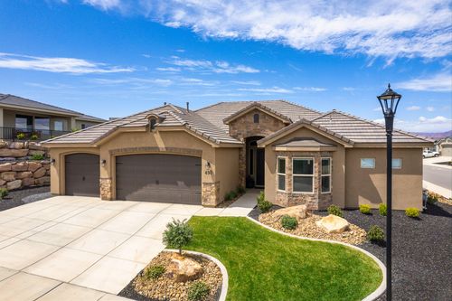 490 S Bracciano Dr, St George, UT, 84770-1384 | Card Image