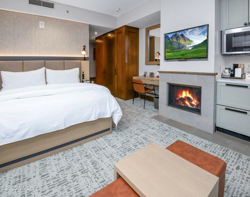 435-126 Riverfront Ln, Avon, CO, 81620-5421 | Card Image