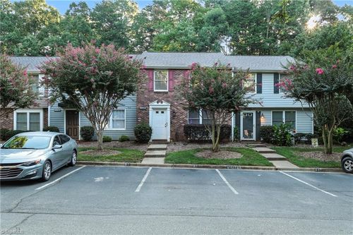 unit-b-5504 Richland St, Greensboro, NC, 27409-2324 | Card Image