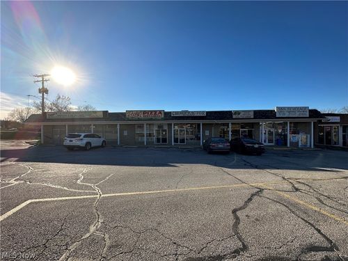 6162 Broadview Rd, Parma, OH, 44134-3167 | Card Image