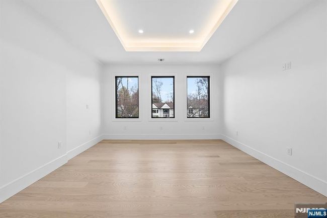 75 Maryland Rd, House other with 6 bedrooms, 8 bathrooms and null parking in Paramus NJ | Image 18