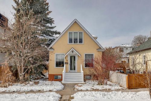 515 7 St Ne, Calgary, AB, T2E4C5 | Card Image
