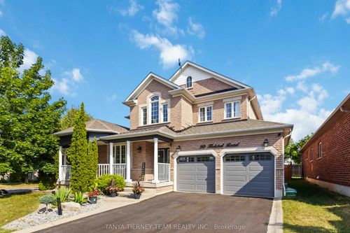 30 Holsted Rd, Whitby, ON, L1M2B9 | Card Image