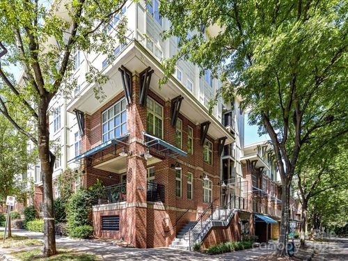 apt-302-1101 W 1st St, Charlotte, NC, 28202-1322 | Card Image