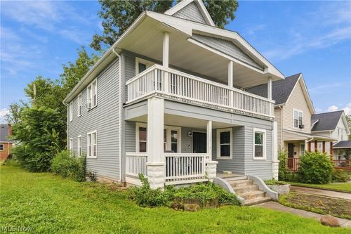 10816 Grandview Ave, Cleveland, OH, 44104-3527 | Card Image