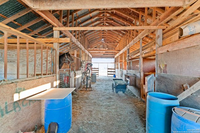 UNIT-2 - 16851 Griffin Rd, House other with 5 bedrooms, 2 bathrooms and null parking in Atascosa TX | Image 37