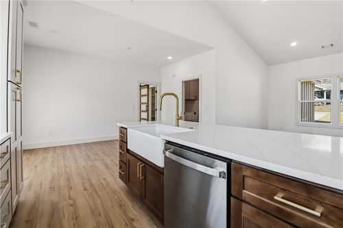 3 Houghton Ln, Bella Vista, AR, 72714-3922 | Card Image