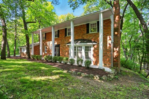 761 Apple Hill Ln, Rochester Hills, MI, 48306-4207 | Card Image