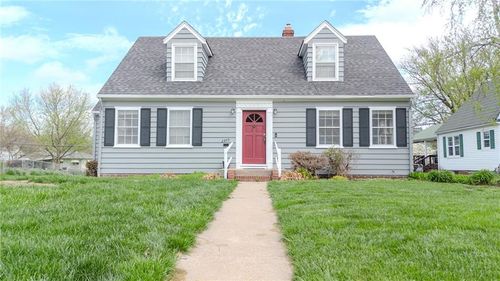 2845 Mitchell Ave, Saint Joseph, MO, 64507-1643 | Card Image