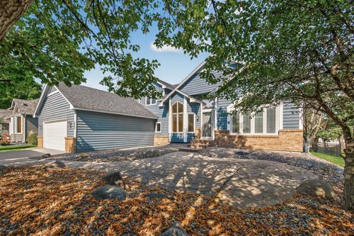 8883 Fountain Ln N, Maple Grove, MN, 55311-1422 | Card Image