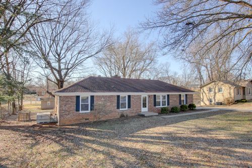 1585 Elberta Dr, Clarksville, TN, 37042-5319 | Card Image