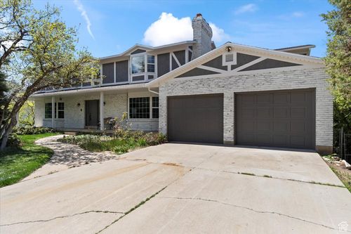 717 Woodridge Dr, Layton, UT, 84040-7541 | Card Image