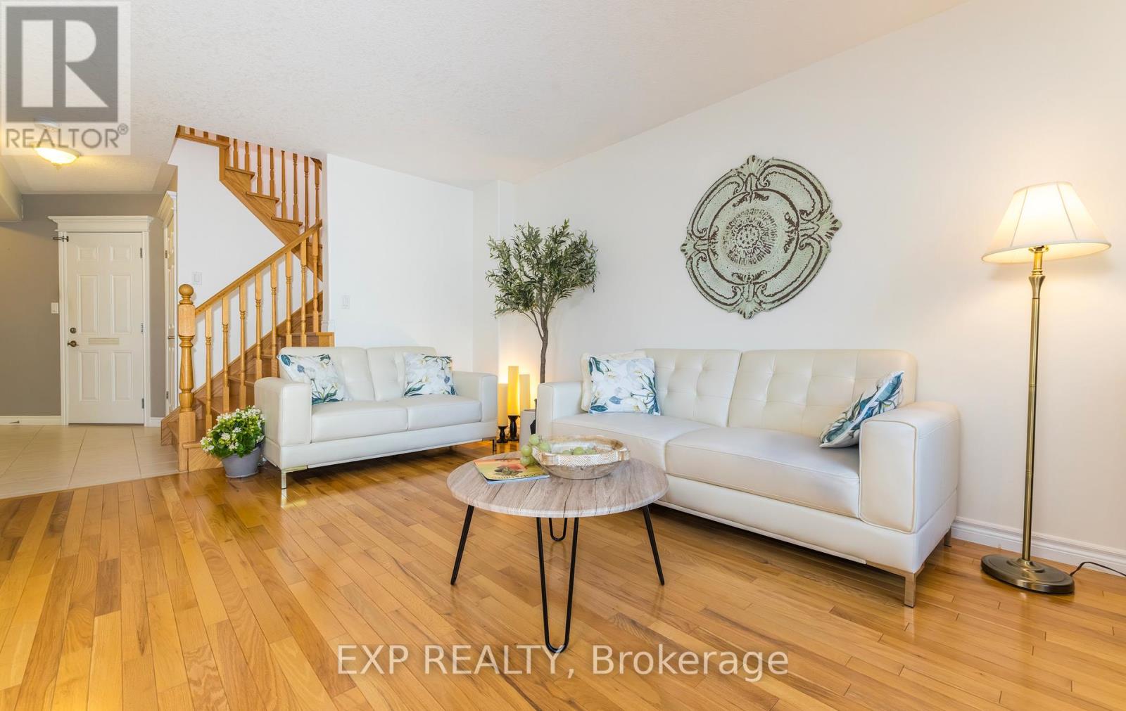 Residential in Guelph/Eramosa (Rockwood) 5