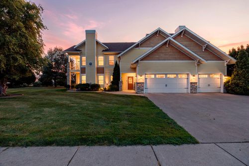 2-755 Hickory Way, Lake City, MN, 55041-6019 | Card Image