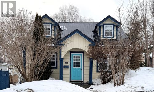 7 Beaumont Ave, Grand Falls-Windsor, NL, A2A1Z5 | Card Image