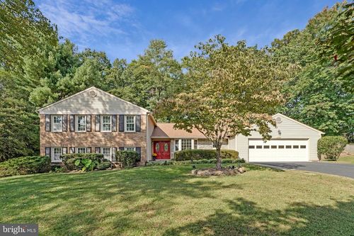 1526 Laurel Hill Rd, VIENNA, VA, 22182-1714 | Card Image