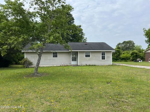 636 Hill Road Cir, Ayden, NC, 28513-7133 | Card Image