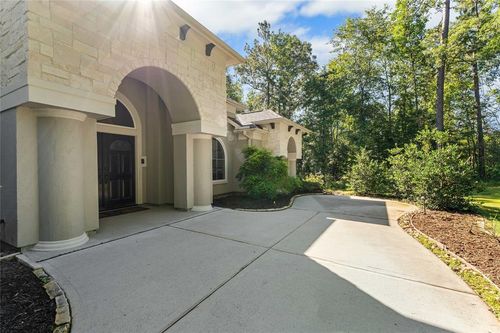 195 Bighorn Rd, Huntsville, TX, 77340-2385 | Card Image
