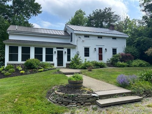 9853 Warner Gulf Rd, Holland, NY, 14080-9420 | Card Image
