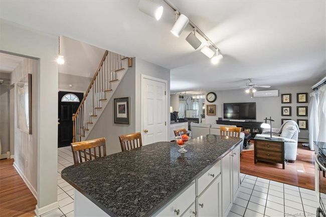 6 Michael Dr, House other with 3 bedrooms, 3 bathrooms and 2 parking in Clinton CT | Image 6