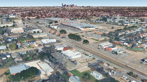 1727 Presidio Ave, Dallas, TX, 75216-5613 | Card Image