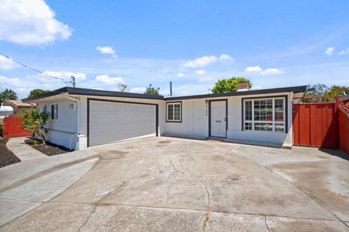 27650 La Porte Ave, Hayward, CA, 94545-4743 | Card Image