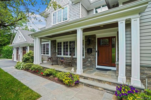 17 Hemlock Rd, Hartsdale, NY, 10530-2905 | Card Image