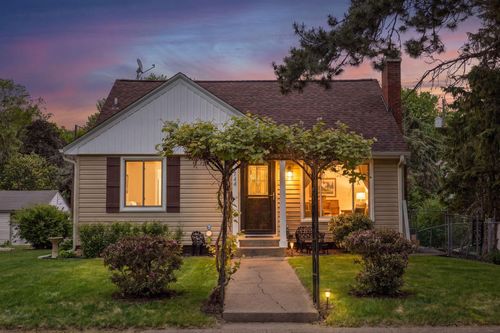 2744 Zenith Avenue N, Robbinsdale, MN, 55422 | Card Image