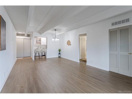 401-1365 Columbine St, Denver, CO, 80206-2330 | Card Image