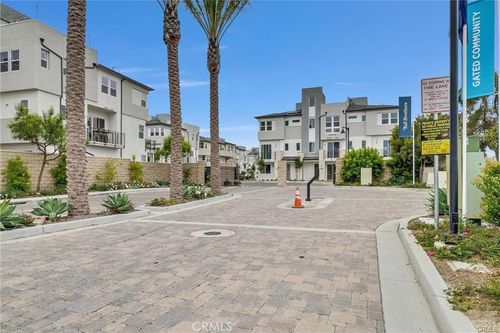 1315 W Cara Dr, Anaheim, CA, 92805-6575 | Card Image